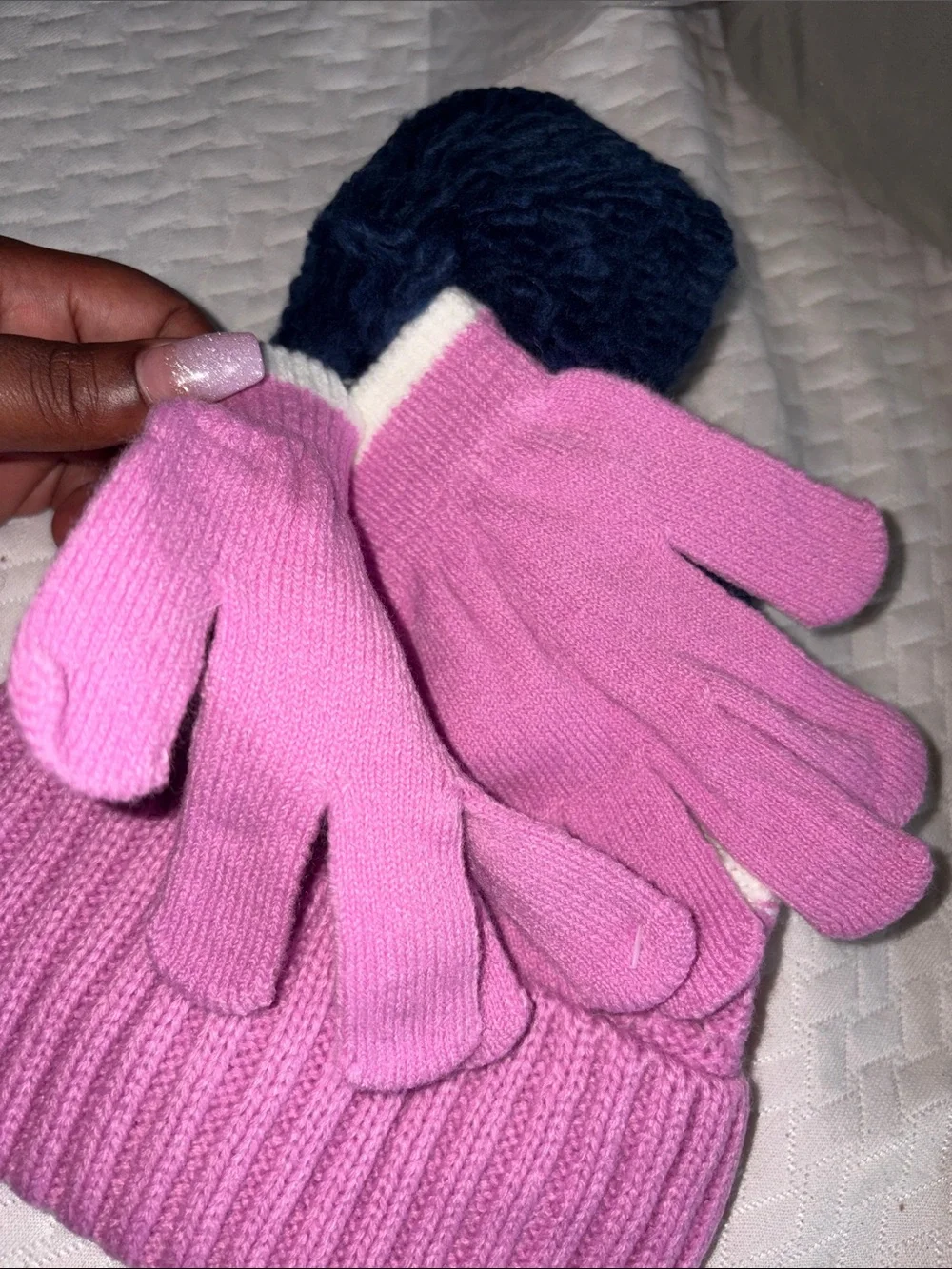 Addie & Tate Pink Colorblock Beanie & Gloves Set